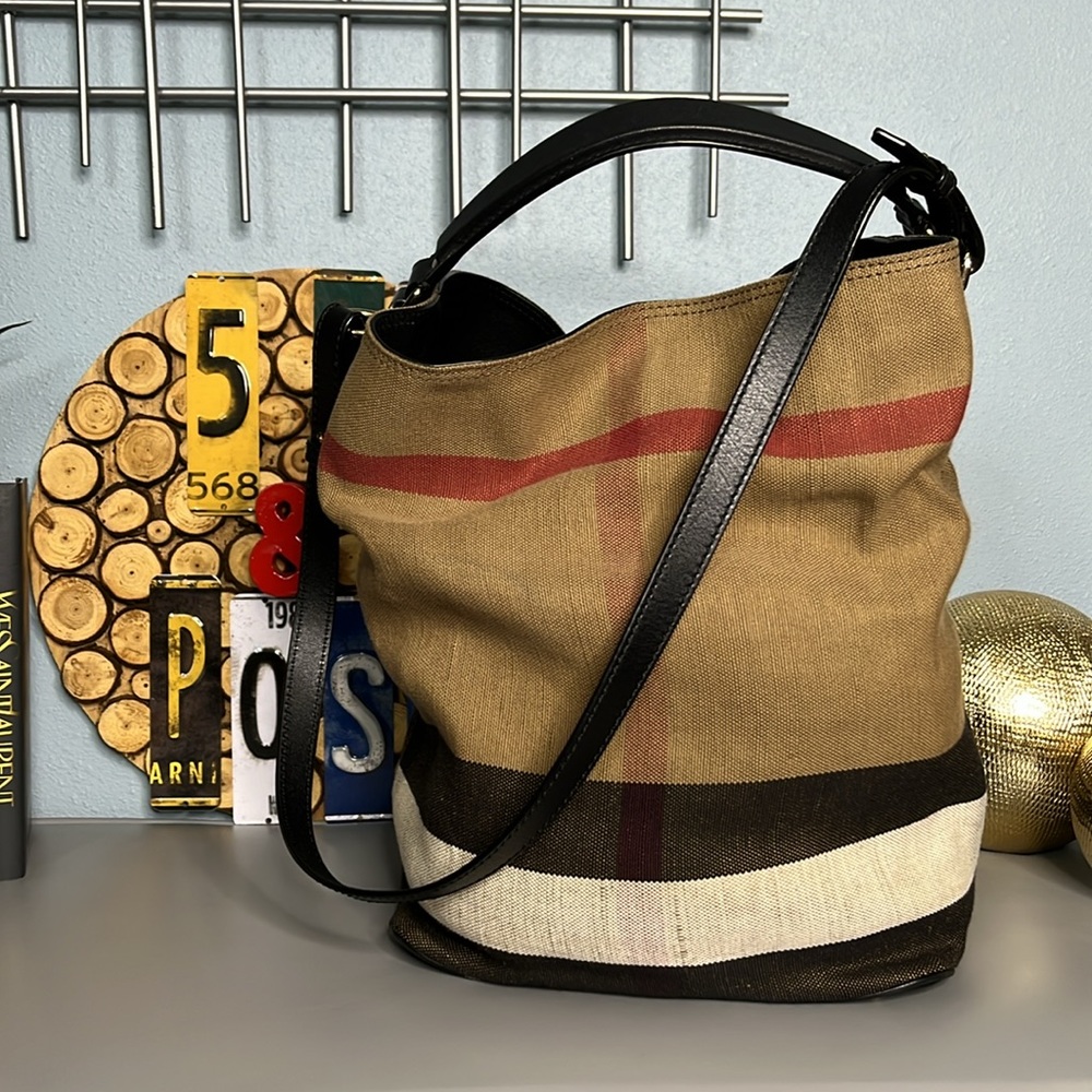Burberry Canvas Mega Check Medium Ashby - Picture 2 of 10